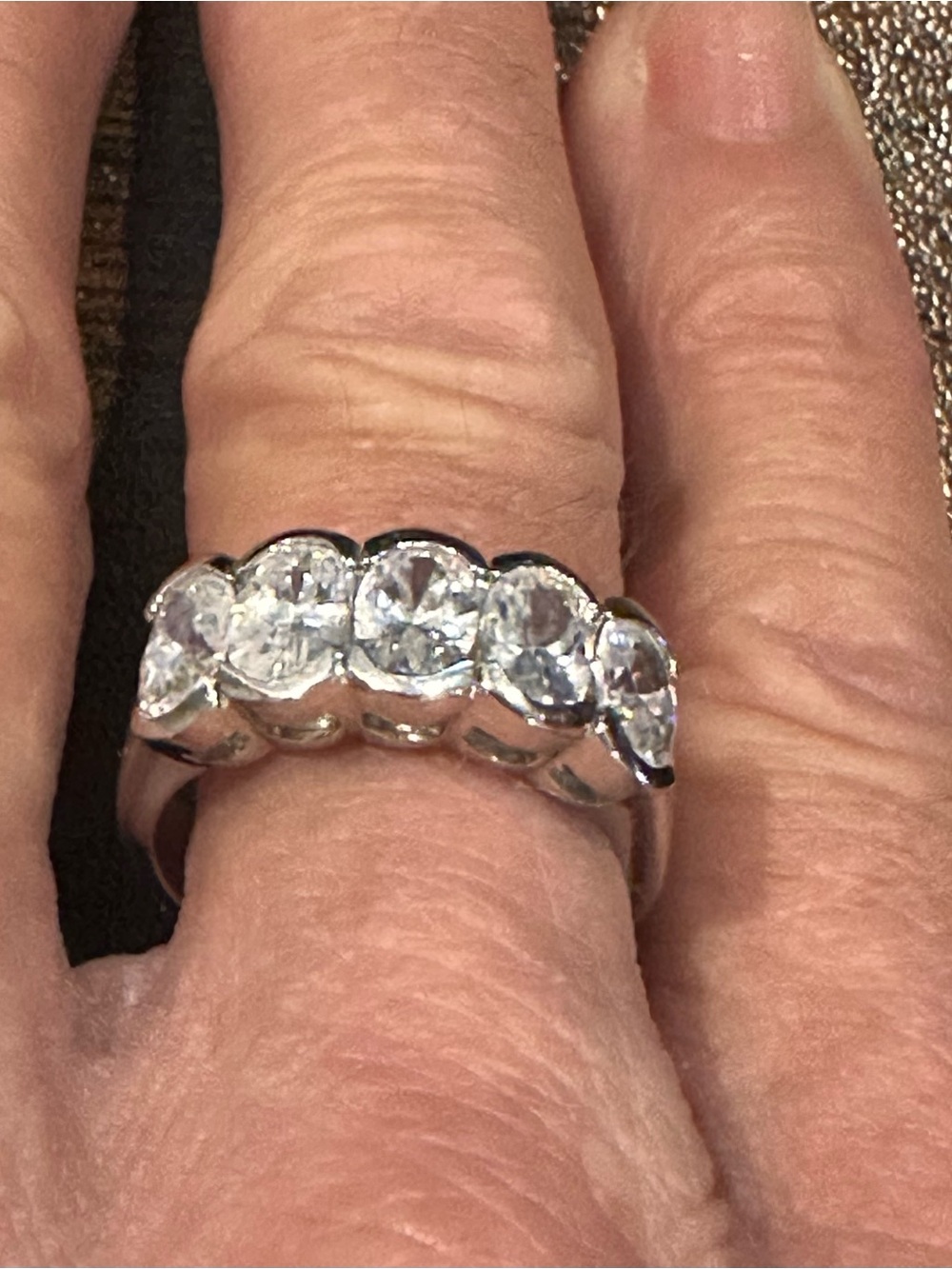 Silver Ring Band with 5 clear CZ stones. Size 6-1/4